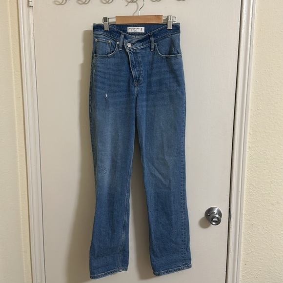 EUC Abercrombie & Fitch 90s Straight Ultra High Rise Jeans size 25/0s - Picture 5 of 8